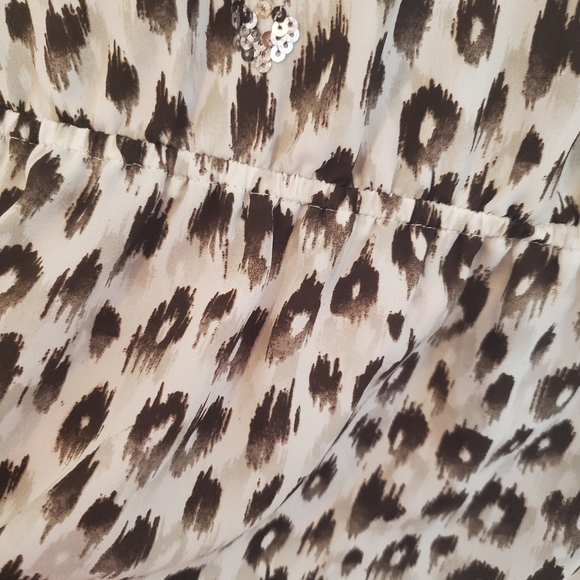 Ruffle sleeve top - Picture 9 of 15